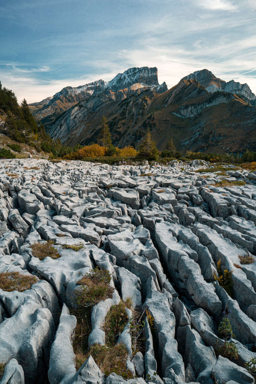 rocks creating leading lines