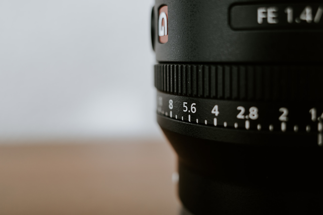 shallow depth of field aperture choice