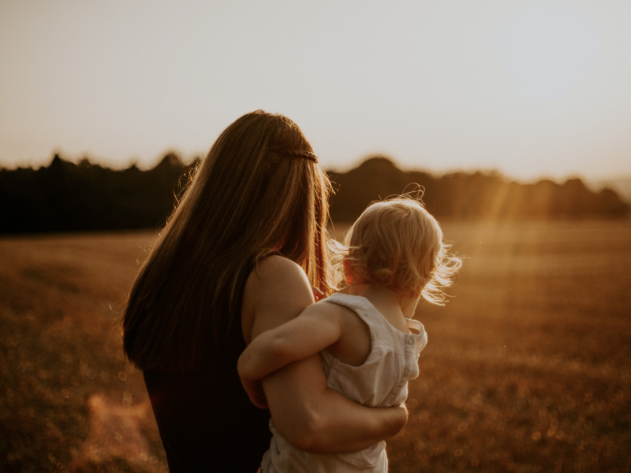 backlit family photo ideas